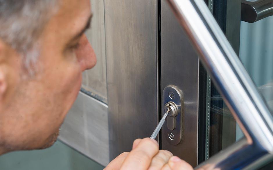 serrurier pour le dépannage de porte Paris 15